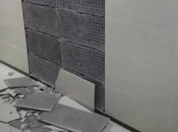 伊川瓷砖空鼓维修公司分享下伊川墙砖松动维修的知识